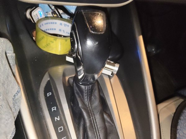 Ford Escort 2017, 125100 км, за 3482 USD - фото 10