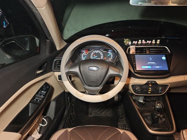 Ford Escort 2017, 144200 км, за 3271 USD - фото 11