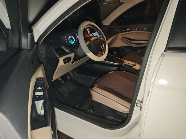 Ford Escort 2017, 144200 км, за 3271 USD - фото 17