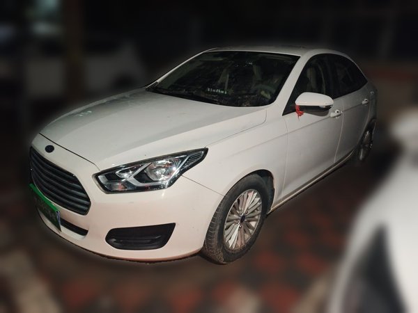 Ford Escort · 2017 год