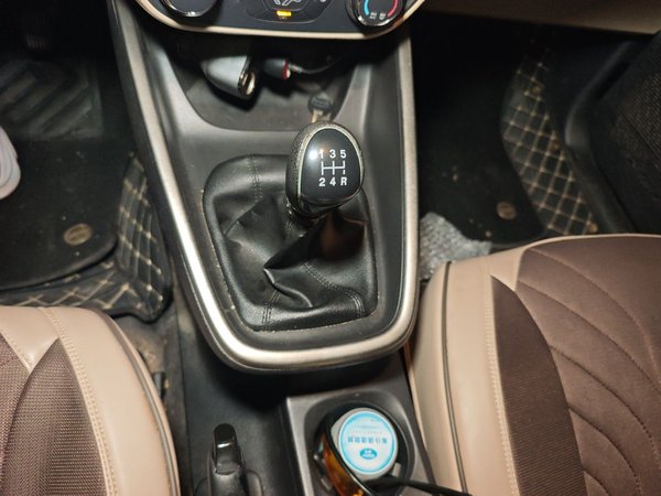 Ford Escort 2017, 144200 км, за 3271 USD - фото 15