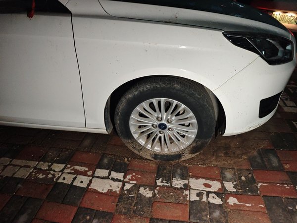 Ford Escort 2017, 144200 км, за 3271 USD - фото 8