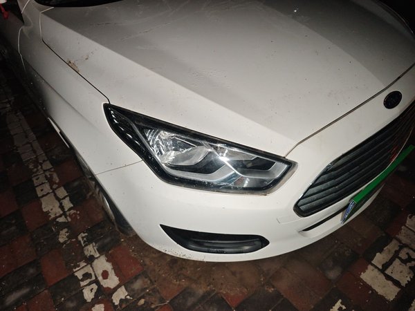 Ford Escort 2017, 144200 км, за 3271 USD - фото 7