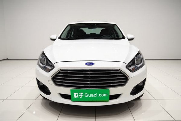 Ford Escort 2017, 199500 км, за 5396 USD