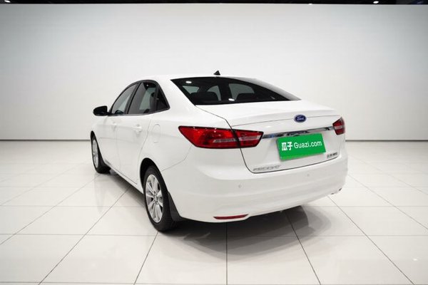 Ford Escort 2017, 199500 км, за 5396 USD