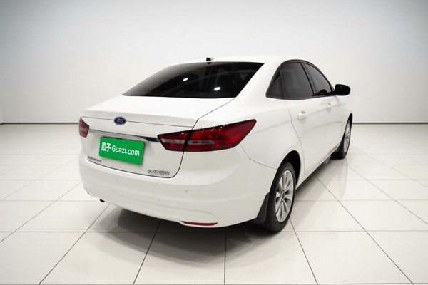 Ford Escort 2017, 199500 км, за 5396 USD - фото 6