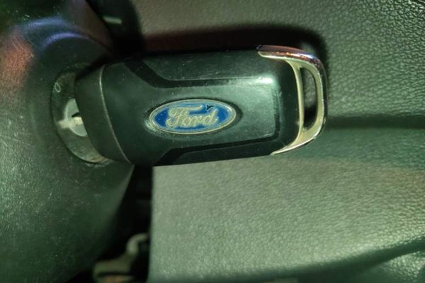 Ford Escort 2017, 199500 км, за 5396 USD - фото 17