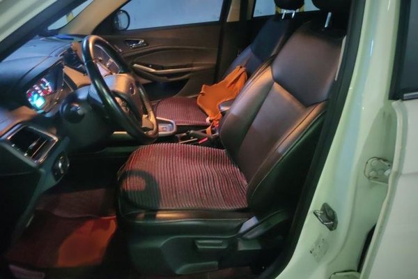 Ford Escort 2017, 199500 км, за 5396 USD - фото 14