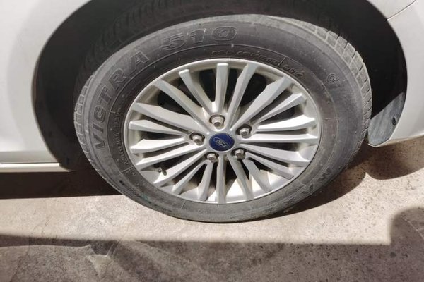 Ford Escort 2017, 21400 км, за 6691 USD - фото 8