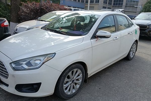 Ford Escort · 2017 год