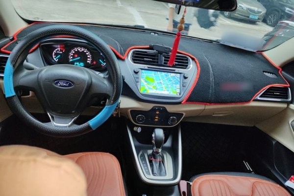 Ford Escort 2017, 65199 км, за 4212 USD - фото 9