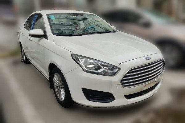 Ford Escort 2017, 65199 км, за 4212 USD