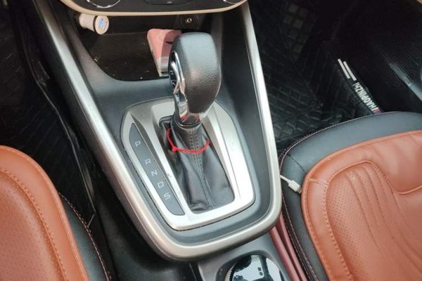 Ford Escort 2017, 65199 км, за 4212 USD - фото 14