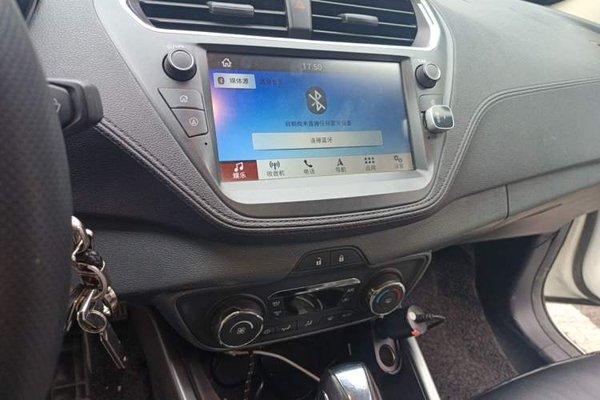 Ford Escort 2017, 68900 км, за 4460 USD - фото 14