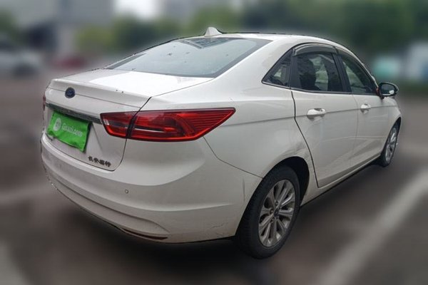 Ford Escort 2017, 68900 км, за 4460 USD - фото 6