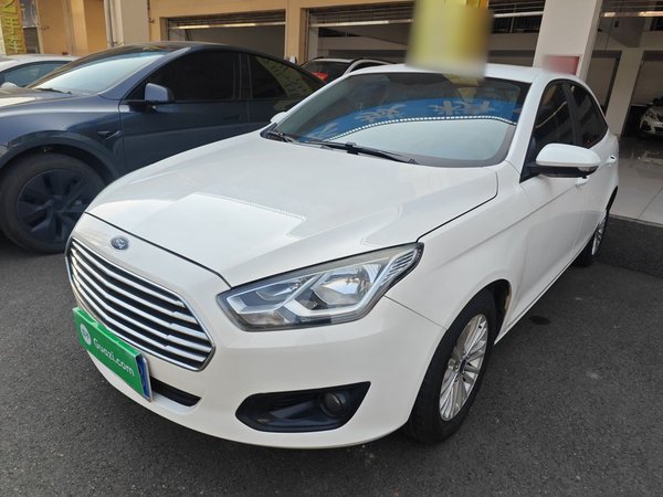 Ford Escort · 2017 год