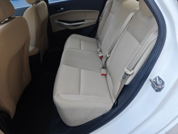 Ford Escort 2017, 73200 км, за 4916 USD - фото 20