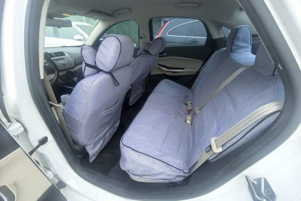Ford Escort 2017, 87300 км, за 6292 USD - фото 17