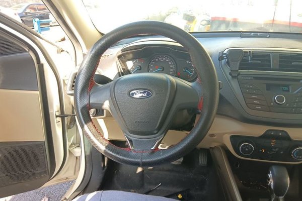 Ford Escort 2017, 87300 км, за 6292 USD - фото 9