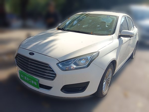 Ford Escort 2017, 87300 км, за 6116 USD