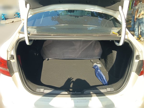 Ford Escort 2017, 87300 км, за 6116 USD - фото 12