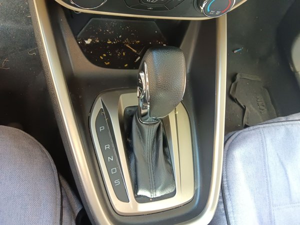 Ford Escort 2017, 87300 км, за 6116 USD - фото 6