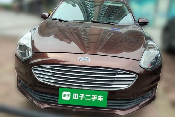 Ford Escort 2019, 55400 км, за 6442 USD