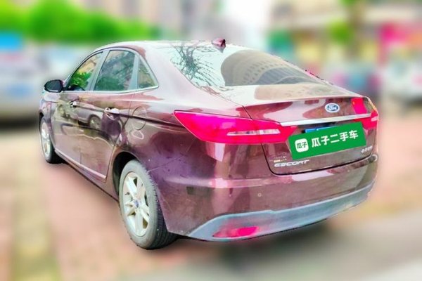 Ford Escort 2019, 55400 км, за 6442 USD
