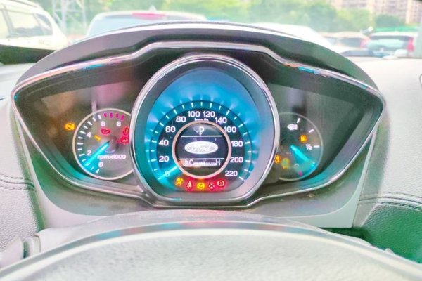 Ford Escort 2019, 55400 км, за 6442 USD - фото 10