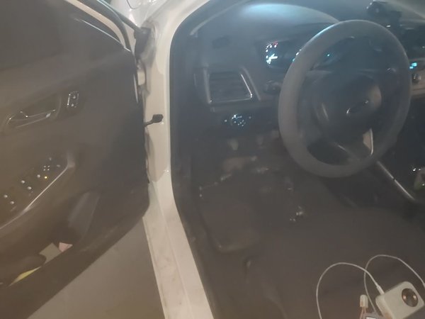 Ford Escort 2019, 105300 км, за 3718 USD - фото 17