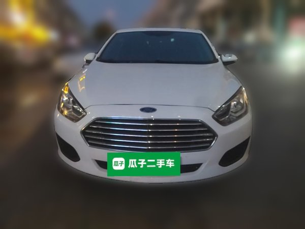 Ford Escort 2019, 105300 км, за 3718 USD