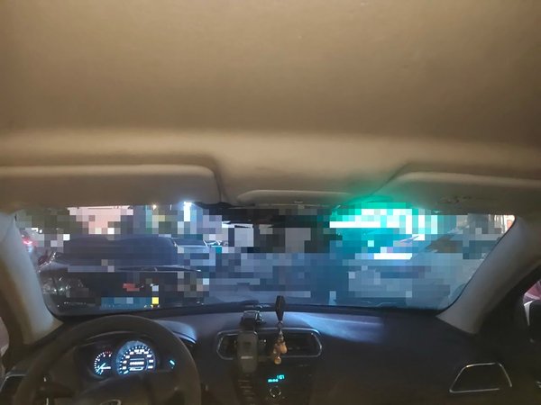 Ford Escort 2019, 105300 км, за 3718 USD - фото 19