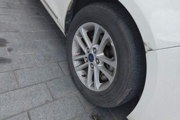 Ford Escort 2019, 145200 км, за 5348 USD - фото 8