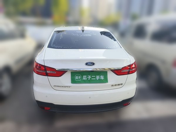 Ford Escort 2019, 68100 км, за 7122 USD