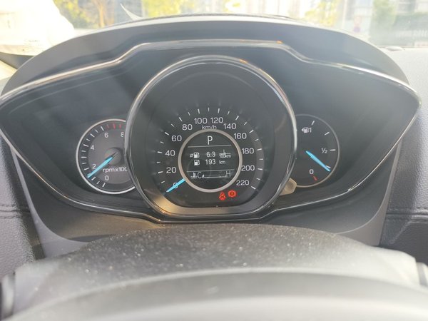 Ford Escort 2019, 68100 км, за 7122 USD - фото 8