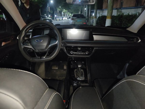 Ford Escort 2021, 8100 км, за 8743 USD - фото 9