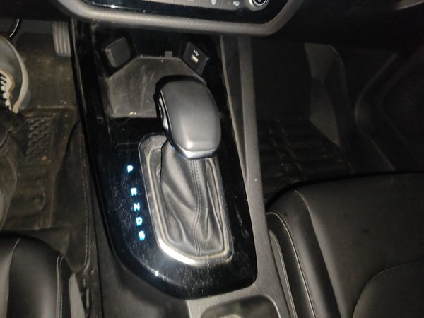 Ford Escort 2021, 8100 км, за 8743 USD - фото 8