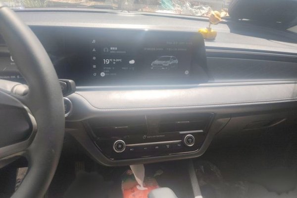 Ford Escort 2021, 30800 км, за 7784 USD - фото 10