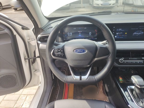 Ford Escort 2021, 86600 км, за 10043 USD - фото 9