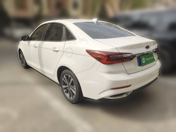 Ford Escort 2021, 86600 км, за 10043 USD