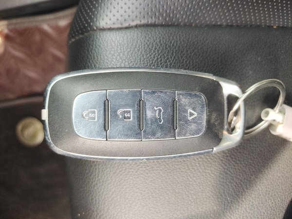 Ford Escort 2021, 86600 км, за 10043 USD - фото 17