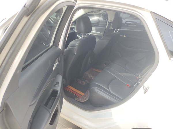 Ford Escort 2021, 86600 км, за 10043 USD - фото 20