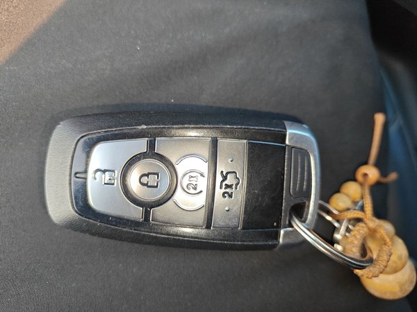Ford Everest 2017, 95800 км, за 12638 USD - фото 9