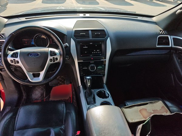 Ford Explorer 2011, 150400 км, за 7951 USD - фото 9