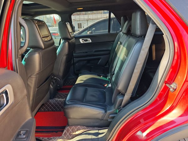 Ford Explorer 2011, 150400 км, за 7951 USD - фото 16