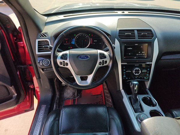 Ford Explorer 2011, 150400 км, за 7951 USD - фото 10