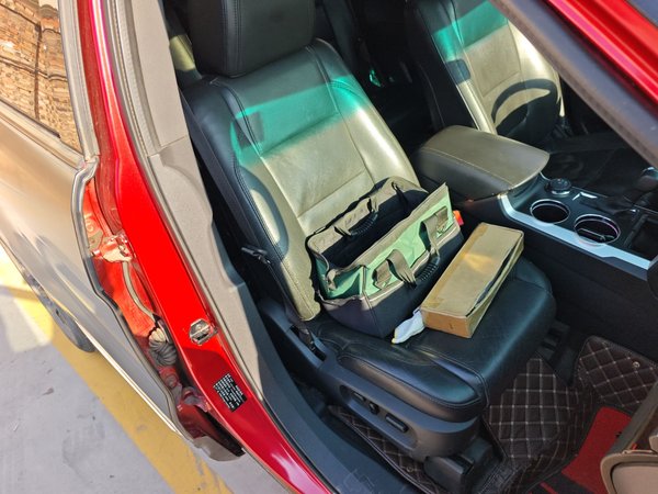 Ford Explorer 2011, 150400 км, за 7951 USD - фото 24