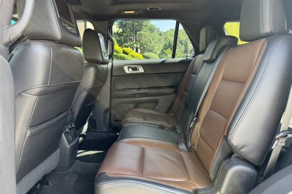 Ford Explorer 2013, 73900 км, за 11066 USD - фото 16