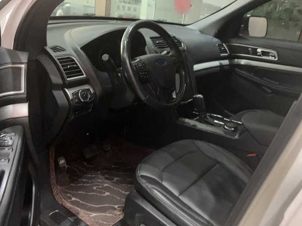 Ford Explorer 2017, 138500 км, за 16487 USD - фото 19