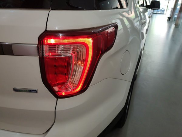 Ford Explorer 2017, 138500 км, за 16487 USD - фото 7